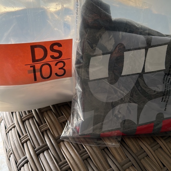 Nike Men’s Short Sleeve T-shirt XXL NWT - Picture 8 of 8